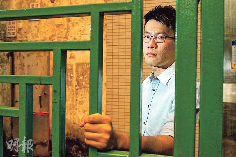 劉冠亨(圖)3年前與3個朋友成立「脫北者關注組」,他說﹕「可能我爭取不到什麼,可能只為一個理想,想個社會公平些,希望世界唔好再有極權,而做的事社會無人知,但我要繼續做,因為不知機會幾時到,屆時就有更多人知」。(林俊源攝) 劉冠亨(圖)3年前與3個朋友成立「脫北者關注組」,他說﹕「可能我爭取不到什麼,可能只為一個理想,想個社會公平些,希望世界唔好再有極權,而做的事社會無人知,但我要繼續做,因為不知機會幾時到,屆時就有更多人知」。(林俊源攝)