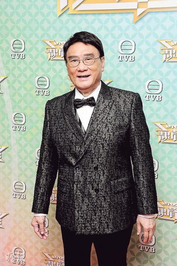 譚炳文透露好友李香琴早前爆血管中了風,患了老人癡呆,怕探望她也會記不起自己。(攝影:林祖傑)祖藍的過億新居只落老婆李亞男名,他直言沒所謂,因為老婆已是無價寶。(攝影:林祖傑) 譚炳文透露好友李香琴早前爆血管中了風,患了老人癡呆,怕探望她也會記不起自己。(攝影:林祖傑)祖藍的過億新居只落老婆李亞男名,他直言沒所謂,因為老婆已是無價寶。(攝影:林祖傑)