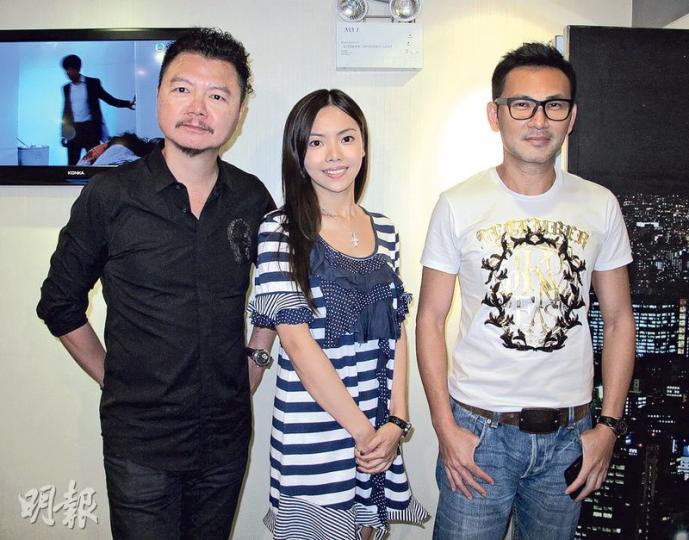 林文龍(右起)、林熹瞳及艾威齊齊慶祝港視劇《三面形醫》收視報捷。(攝影鎅O者:柯美) 林文龍(右起)、林熹瞳及艾威齊齊慶祝港視劇《三面形醫》收視報捷。(攝影鎅O者:柯美)