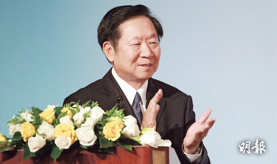 全國港澳研究會會長陳佐洱昨說香港經濟民生「差強人意」,歸咎香港未「依法落實去殖民化」,又指「去中國化」死灰復燃。會後他未有進一步解釋或提出具體法律依據。(郭慶輝攝)政制及內地事務局長譚志源(圖)昨出席智庫「民主思路」辦事處的開幕禮後回應陳佐洱言論,指香港只有「非常非常少數」的人拿港英旗或發表有「本土」思想傾向的言論。(郭慶輝攝)港澳辦前副主任、全國港澳研究會會長陳佐洱昨日出席「香港在國家發展戰略中的地位和作用」論壇時,其女兒、聯合國兒童基金香港委員會主席陳晴(圖) 亦到論壇捧場,但未有發言。(郭 全國港澳研究會會長陳佐洱昨說香港經濟民生「差強人意」,歸咎香港未「依法落實去殖民化」,又指「去中國化」死灰復燃。會後他未有進一步解釋或提出具體法律依據。(郭慶輝攝)政制及內地事務局長譚志源(圖)昨出席智庫「民主思路」辦事處的開幕禮後回應陳佐洱言論,指香港只有「非常非常少數」的人拿港英旗或發表有「本土」思想傾向的言論。(郭慶輝攝)港澳辦前副主任、全國港澳研究會會長陳佐洱昨日出席「香港在國家發展戰略中的地位和作用」論壇時,其女兒、聯合國兒童基金香港委員會主席陳晴(圖) 亦到論壇捧場,但未有發言。(郭