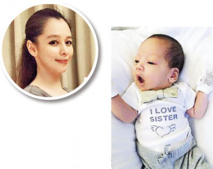 徐若瑄幫李V寶穿上「I Love Sister」字樣的衫，是否有所暗示？（微博圖片）陳倩揚帶兩個囝囝到沙灘玩沙盡騷性感身材。（微博圖片）廿四孝爸爸黑人見少孖仔一秒都心掛掛。（微博圖片）洪天明陪小JT玩享受父子樂。（微博圖片）