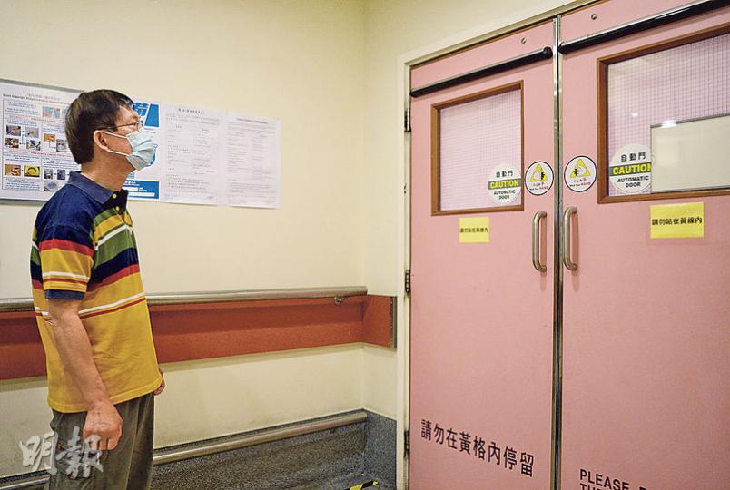 美蘭已過了換肺黃金時間,勞父昨嘆說「已作最壞打算」。(鍾林枝攝) 美蘭已過了換肺黃金時間,勞父昨嘆說「已作最壞打算」。(鍾林枝攝)