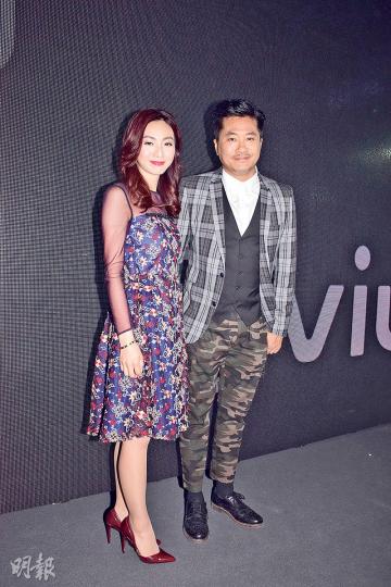 周嘉儀(左)未知會否有機會跟「ViuTV一哥」邵仲衡(右)合作呢?(攝影:梁迺楠)鄧穎芝(左)未真打,性感度及高度先輸給唐紫睿(右)。(攝影:梁迺楠)葉蘊儀將於11月遠赴意大利拍攝旅遊節目。(攝影:梁迺楠) 周嘉儀(左)未知會否有機會跟「ViuTV一哥」邵仲衡(右)合作呢?(攝影:梁迺楠)鄧穎芝(左)未真打,性感度及高度先輸給唐紫睿(右)。(攝影:梁迺楠)葉蘊儀將於11月遠赴意大利拍攝旅遊節目。(攝影:梁迺楠)