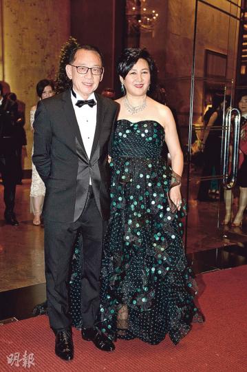 楊受成冧太太陸小曼,揚言不會有小三、小四。(攝影鎅O者:林蘊兒)林峯身邊沒有女友千語BB陪伴,卻獲多位女粉絲包圍拍照,即不感孤單。(攝影鎅O者:林蘊兒) 楊受成冧太太陸小曼,揚言不會有小三、小四。(攝影鎅O者:林蘊兒)林峯身邊沒有女友千語BB陪伴,卻獲多位女粉絲包圍拍照,即不感孤單。(攝影鎅O者:林蘊兒)