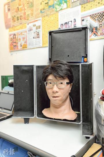 若顧客需要該公司包辦所有工序，以及要做全身的仿真機械人，價錢就會貴很多倍，因需要很多工時。（攝影：黃志東）