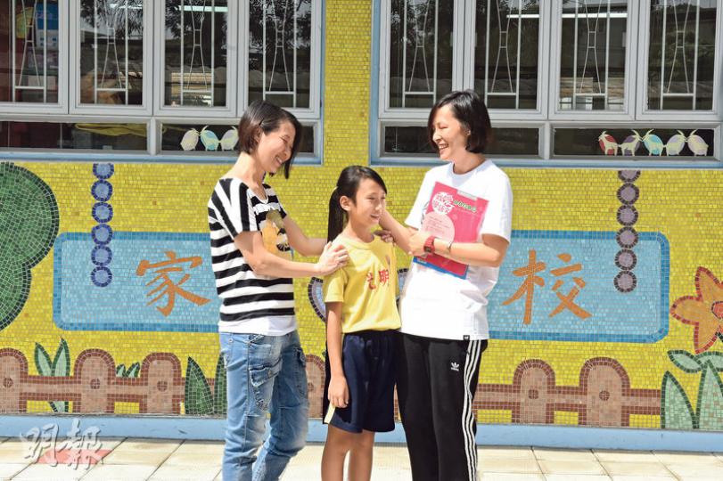 掃走投訴.家校=合作伙伴 (陳淑安攝)(陳淑安攝)光明學校校長何澤仁說,現今家長較着緊子女,因此家校間要有良好溝通,就能避免誤會、爭拗。(陳淑安攝)訓導主任郭思茵 (陳淑安攝) 掃走投訴.家校=合作伙伴 (陳淑安攝)(陳淑安攝)光明學校校長何澤仁說,現今家長較着緊子女,因此家校間要有良好溝通,就能避免誤會、爭拗。(陳淑安攝)訓導主任郭思茵 (陳淑安攝)