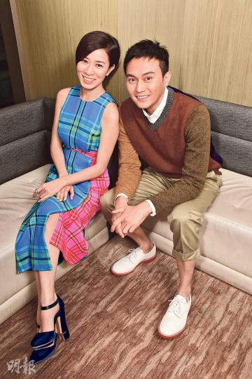 佘詩曼、張智霖接受挑戰再演君好與初哥哥,兩人重回舊地拍攝,勾起不少昔日回憶。(攝影﹕梁迺楠)張智霖擺Chok爆甫士駕輕就熟,重提在澳門觀光塔拍笨豬跳戲分,坦言唔驚就假。(攝影﹕梁迺楠) 佘詩曼、張智霖接受挑戰再演君好與初哥哥,兩人重回舊地拍攝,勾起不少昔日回憶。(攝影﹕梁迺楠)張智霖擺Chok爆甫士駕輕就熟,重提在澳門觀光塔拍笨豬跳戲分,坦言唔驚就假。(攝影﹕梁迺楠)