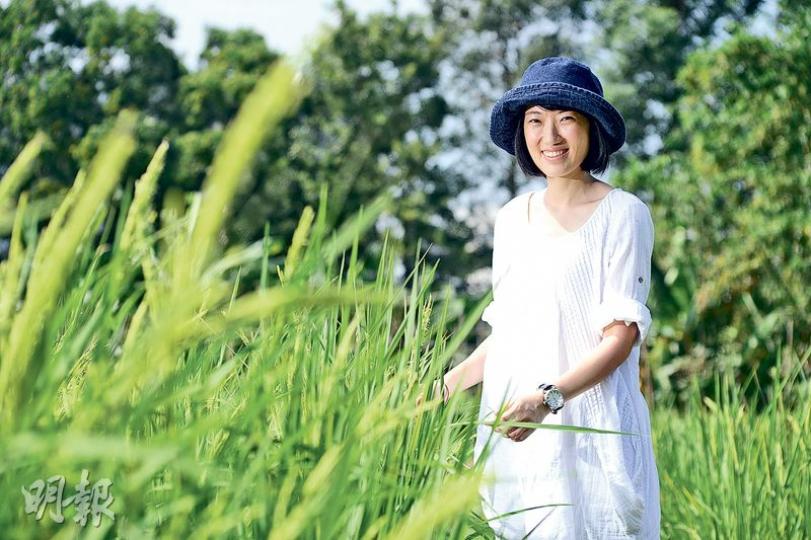80後設計師Jess（圖）難忍浪費資源的城市生活，走到農村學習「永續耕種」，反而看到設計的意義，最終辭職，現在透過設計不同活動來喚醒城市人善用資源，保護土地。（黃志東攝）