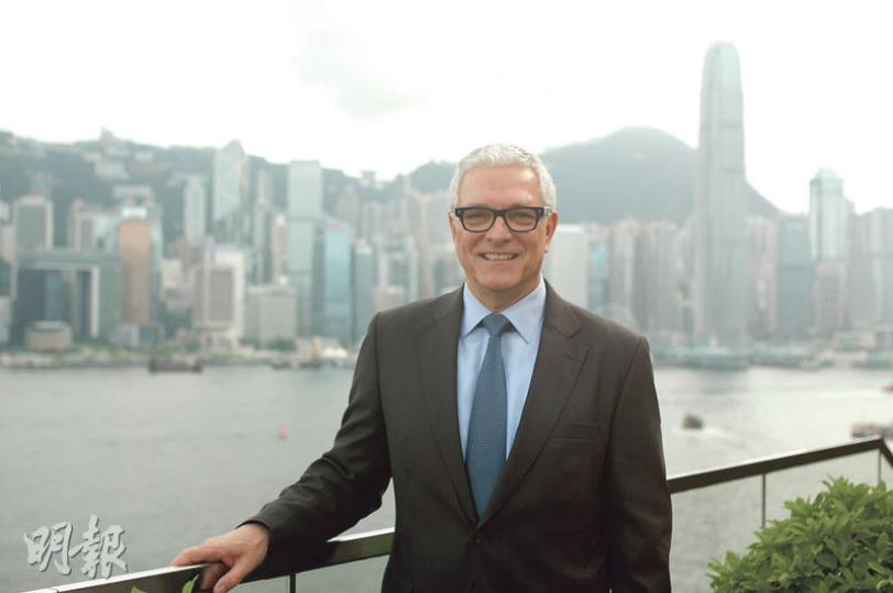 香港洲際酒店董事總經理韋栢倫(攝影:陳淑安)新生會行政總裁游秀慧(攝影:陳淑安) 香港洲際酒店董事總經理韋栢倫(攝影:陳淑安)新生會行政總裁游秀慧(攝影:陳淑安)