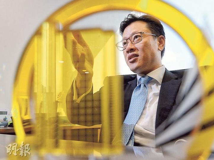張一鳴稱美國加息在即,本港經濟較弱,不利樓價表現。(劉焌陶攝) 張一鳴稱美國加息在即,本港經濟較弱,不利樓價表現。(劉焌陶攝)