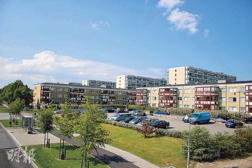 瑞典南部城市馬爾默移民區羅絲格德(Rosengard)。(甄梓鈴攝) 瑞典南部城市馬爾默移民區羅絲格德(Rosengard)。(甄梓鈴攝)