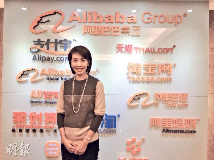 阿里巴巴創業者基金總幹事周駱美琪（圖）表示，每日都收到計劃書，項目不止涉及IT應用程式、電子商務等，亦有環保行業及農業。（武君攝）
