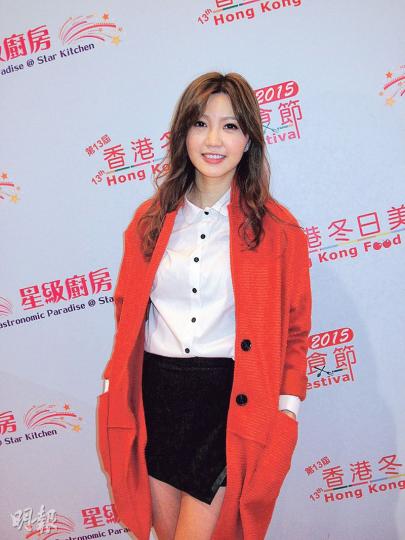吳若希獻唱時聲音有點沙啞，但她相信不會影響今晚出席新城頒獎禮的狀態。（攝影鎅O者：鍾一虹）