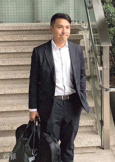 高級督察傅駿業（圖）昨於庭上講述制服疑犯的經過，其間不時使用「應該」、「嘗試」及「相信」等字眼，裁判官提醒他這些字眼意味他對供辭不肯定，惟他其後繼續用這些字眼，裁判官終按捺不住「黑面」斥責。（黃建邦攝）
