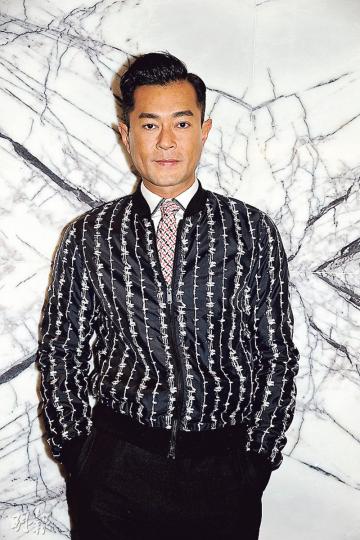 古天樂自爆年輕時飛過車,但現在沒「駕車癮」,除了拍戲,已10幾年無揸車。(攝影鎅O者:陳釗) 古天樂自爆年輕時飛過車,但現在沒「駕車癮」,除了拍戲,已10幾年無揸車。(攝影鎅O者:陳釗)