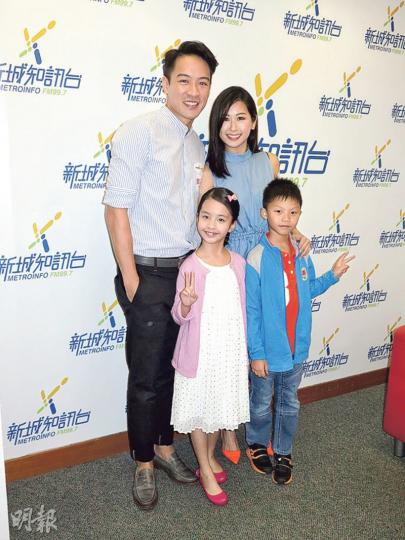 陳智燊、趙希洛跟新劇兩個小演員到電台宣傳。(攝影鎅O者:楊安莉) 陳智燊、趙希洛跟新劇兩個小演員到電台宣傳。(攝影鎅O者:楊安莉)