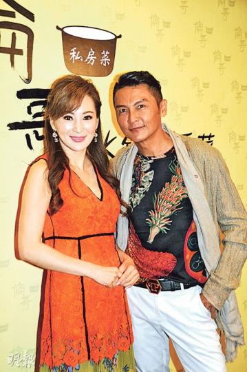 「美魔女」羅霖與「美魔男」關禮傑難得聚頭。(攝影鎅O者:梁榮達) 「美魔女」羅霖與「美魔男」關禮傑難得聚頭。(攝影鎅O者:梁榮達)