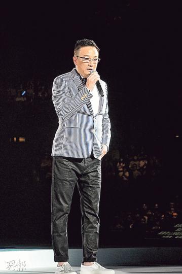 向雪懷感激眾多歌手出席他的作品演唱會。（攝影﹕孫華中）黎瑞恩再踏舞台，獻唱向雪懷填詞的經典作品。（攝影﹕孫華中）王馨平跟其他女歌手合唱《一生中最愛》揭開演唱會序幕。（攝影﹕孫華中）