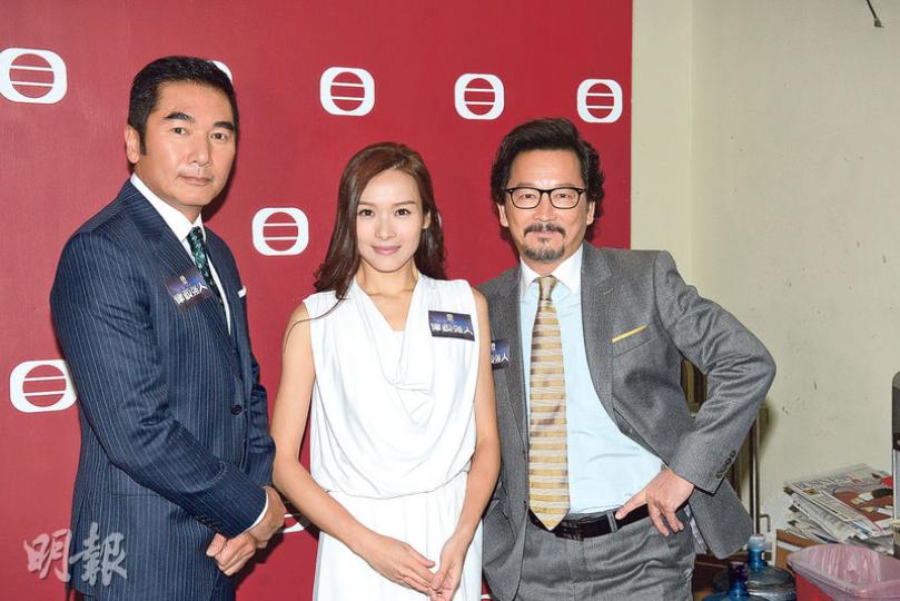 李佳芯(中)開心跟兩位好戲之人方中信(左)及廖啟智(右)合作。(攝影:梁迺楠) 李佳芯(中)開心跟兩位好戲之人方中信(左)及廖啟智(右)合作。(攝影:梁迺楠)