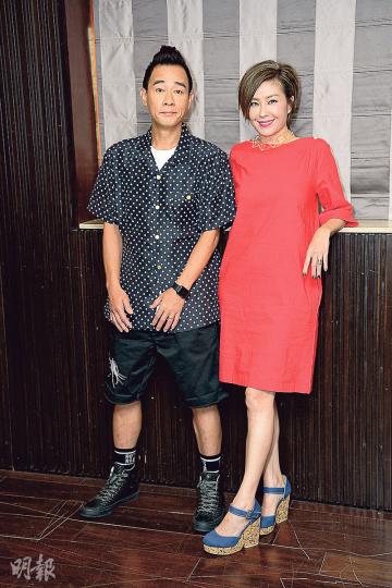 陳小春(左)與伍詠薇(右)相隔一段時間再合作,默契依舊。(攝影:梁迺楠)伍詠薇(左)大情大性,為陳小春(右)帶來不少歡樂氣氛。(攝影:梁迺楠) 陳小春(左)與伍詠薇(右)相隔一段時間再合作,默契依舊。(攝影:梁迺楠)伍詠薇(左)大情大性,為陳小春(右)帶來不少歡樂氣氛。(攝影:梁迺楠)