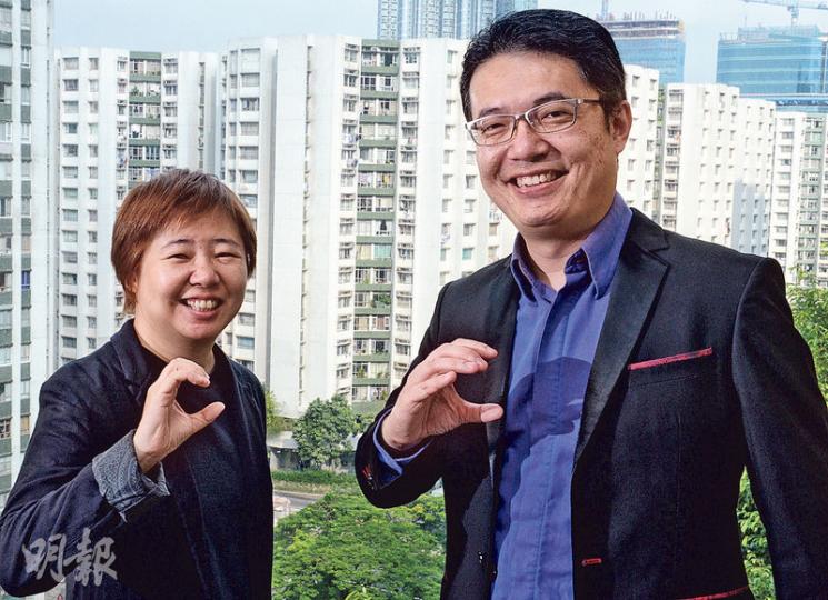 《上車又住又賺財技實戰天書》系列作者Anthony Chung(右)及Ann Wong(左),今年初因應本港樓市不明朗因素增加,曾到亞洲其他國家尋找樓市投資機會,惟調研多個月後,結論是本港樓市始終最有投資價值。(劉焌陶攝) 《上車又住又賺財技實戰天書》系列作者Anthony Chung(右)及Ann Wong(左),今年初因應本港樓市不明朗因素增加,曾到亞洲其他國家尋找樓市投資機會,惟調研多個月後,結論是本港樓市始終最有投資價值。(劉焌陶攝)