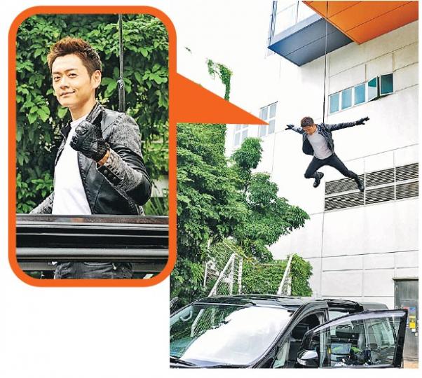 張振朗雖有武師代拍危險鏡頭,但也要吊威也補鏡。(攝影/記者﹕陳釗) 張振朗雖有武師代拍危險鏡頭,但也要吊威也補鏡。(攝影/記者﹕陳釗)