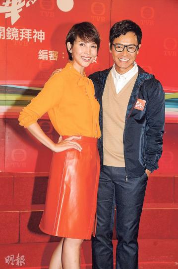 蔡少芬(左)與郭晉安(右)事隔多年再合作,相信默契依舊。(攝影:孫華中)修哥重展笑容,大家可以放心了!(攝影:孫華中)王祖藍感謝很多演員仗義幫忙。(攝影:孫華中)新加入的鄭欣宜(左)與蔡瀚億(右)於劇中是一對歡喜冤家。(攝影:孫華中)岑麗香獲祖藍回饋演女神。(攝影:孫華中) 蔡少芬(左)與郭晉安(右)事隔多年再合作,相信默契依舊。(攝影:孫華中)修哥重展笑容,大家可以放心了!(攝影:孫華中)王祖藍感謝很多演員仗義幫忙。(攝影:孫華中)新加入的鄭欣宜(左)與蔡瀚億(右)於劇中是一對歡喜冤家。(攝影:孫華中)岑麗香獲祖藍回饋演女神。(攝影:孫華中)