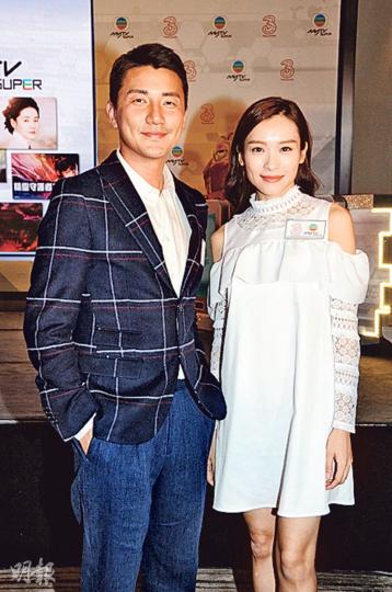 洪永城想孖李佳芯去西藏拍旅遊特輯。(攝影﹕鍾偉茵) 洪永城想孖李佳芯去西藏拍旅遊特輯。(攝影﹕鍾偉茵)