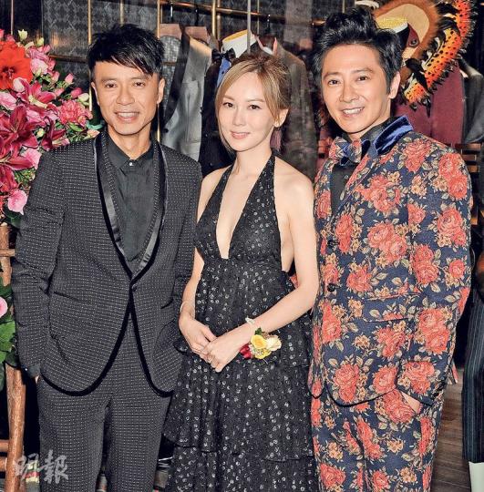 李克勤（左起）沒有向陳美詩及孫耀威催婚。（攝影：孫華中） 李彩華抽空賀孫耀威做老闆。（攝影：孫華中） 未知車婉婉（右）有否向已屬媽咪級的黃伊汶（左）取生B經？（攝影：孫華中） 陳浩民夫婦希望老友生意興隆。（攝影：孫華中）