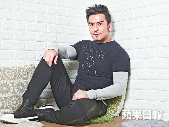 ■唐文龍初入行時收入不多,基本生活曾出現問題。資料圖片 ■唐文龍初入行時收入不多,基本生活曾出現問題。資料圖片