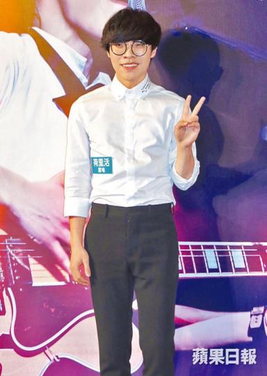 ■盧廣仲指港星在演唱會上全脫,自己則要看健身程度。 ■盧廣仲指港星在演唱會上全脫,自己則要看健身程度。