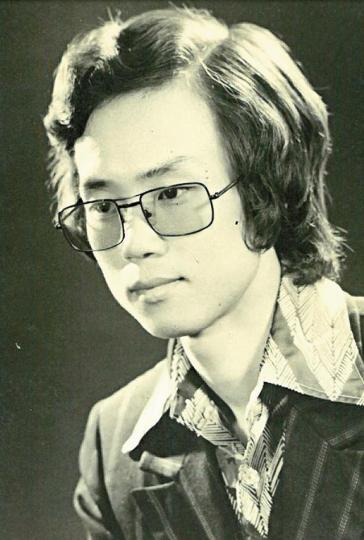 ■黃百鳴當年做洋行月入過萬,但最後轉行全力追尋電影夢。 ■黃百鳴當年做洋行月入過萬,但最後轉行全力追尋電影夢。