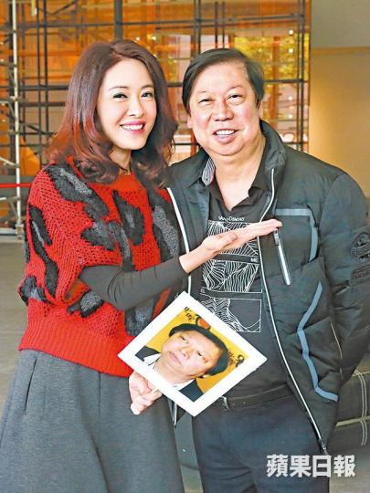 ■向海嵐認為亞視應開拍劇集吸引觀眾,亞視CEO吳雨表示會好好考慮。■王喜和向海嵐將主持《今晚見》分享旅遊心得。■熄機一年多的亞視,將於今晚6時啟播,並於晚上7時舉行大型啟播典禮。資料圖片■劉錫賢表示若自己是亞視CEO定會多拍劇集。■朱慧珊希望老闆給予金錢上支持,並應效法韓國培訓藝人。■由無綫過檔亞視的(左起)樂瞳、曾華倩和朱慧敏,希望觀眾支持亞視。 ■向海嵐認為亞視應開拍劇集吸引觀眾,亞視CEO吳雨表示會好好考慮。■王喜和向海嵐將主持《今晚見》分享旅遊心得。■熄機一年多的亞視,將於今晚6時啟播,並於晚上7時舉行大型啟播典禮。資料圖片■劉錫賢表示若自己是亞視CEO定會多拍劇集。■朱慧珊希望老闆給予金錢上支持,並應效法韓國培訓藝人。■由無綫過檔亞視的(左起)樂瞳、曾華倩和朱慧敏,希望觀眾支持亞視。