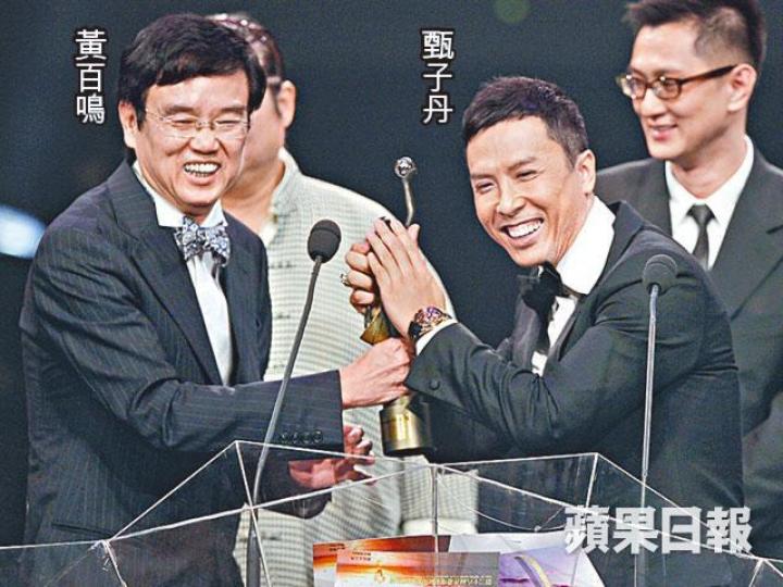 ■09年《葉問》勇奪香港電影金像獎最佳電影獎項。資料圖片■甄子丹憑《葉問》獲封「宇宙最強」。劇照 ■09年《葉問》勇奪香港電影金像獎最佳電影獎項。資料圖片■甄子丹憑《葉問》獲封「宇宙最強」。劇照
