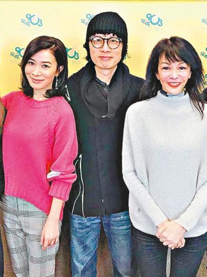 ■子華拍攝小電影《賀歲片》為自己的新片熱身。
■子華拍攝小電影《賀歲片》為自己的新片熱身。