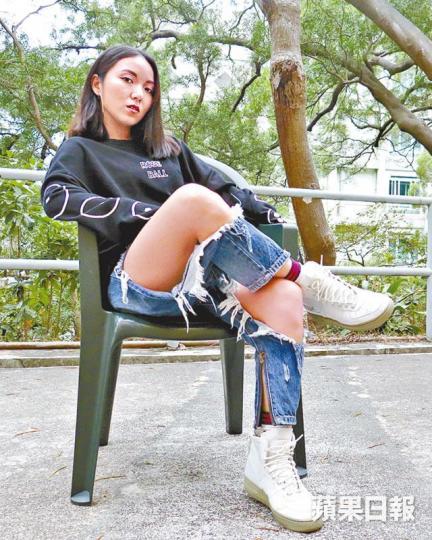 ■葉曉粵早前為楊千嬅演唱會做嘉賓,有機會踏足紅館舞台。
■葉曉粵早前為楊千嬅演唱會做嘉賓,有機會踏足紅館舞台。