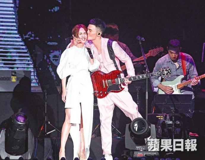 ■楊丞琳指男友李榮浩坦蕩蕩的性格改變了她。資料圖片
■楊丞琳指男友李榮浩坦蕩蕩的性格改變了她。資料圖片