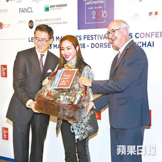■嘉欣昨日出席法國五月藝術節記者會。
