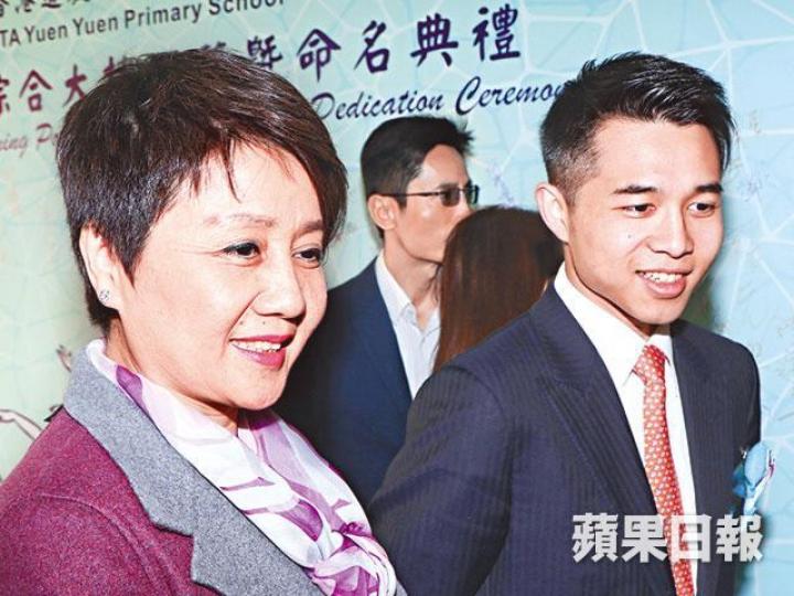 ■梁安琪昨日與兒子何猷亨為綜合大樓開幕剪綵。
■梁安琪昨日與兒子何猷亨為綜合大樓開幕剪綵。