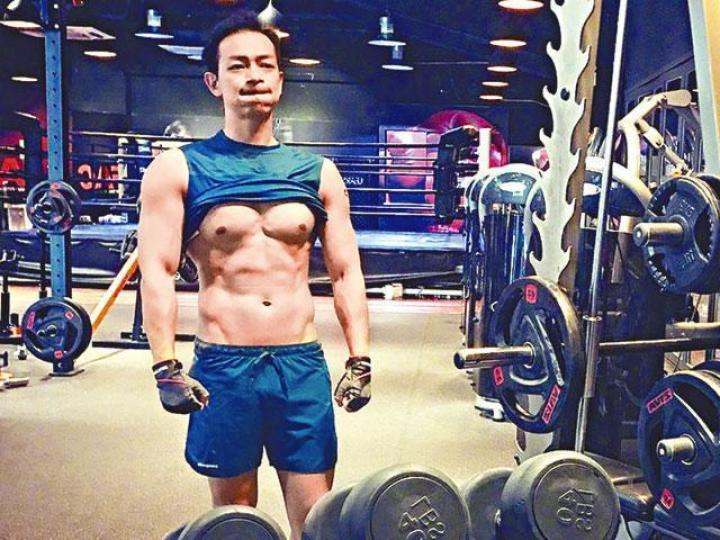 ■梁烈唯狂操下有成果,更大方分享心得。微博圖片 ■梁烈唯狂操下有成果,更大方分享心得。微博圖片