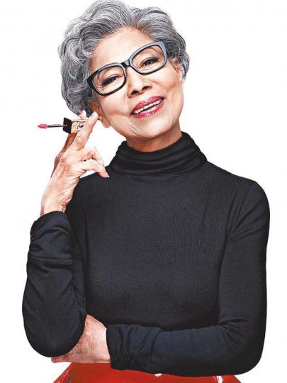 2015年變聖羅蘭前年扮英女皇1999年《爆裂刑警》1983年《神鵰俠侶》年輕苗條1968年《玉女添丁》 2015年變聖羅蘭前年扮英女皇1999年《爆裂刑警》1983年《神鵰俠侶》年輕苗條1968年《玉女添丁》