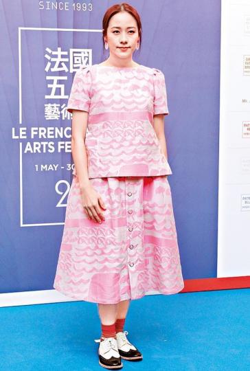 ■林嘉欣想帶女兒到法國度假,但要遷就小朋友的假期。 ■林嘉欣想帶女兒到法國度假,但要遷就小朋友的假期。