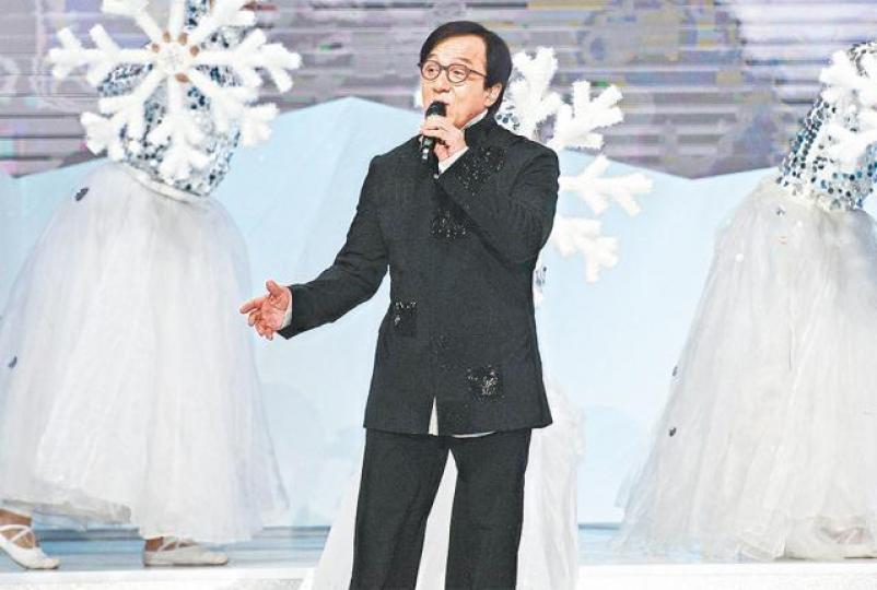 ■成龍被指去年曾想見入院的卓林,惜難以保密而不了了之。資料圖片■卓林(右)早前和女友Andi拍片訴苦。資料圖片 ■成龍被指去年曾想見入院的卓林,惜難以保密而不了了之。資料圖片■卓林(右)早前和女友Andi拍片訴苦。資料圖片