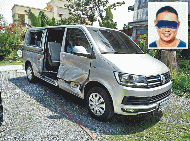 ■涉事福士右邊車身嚴重損毀，租車自駕遊的姓鄧港男（小圖）被指走數拒全額賠償。互聯網■姓鄧港男當日在宜蘭礁溪自炒，車身側門甩脫掛在欄邊。互聯網■涉事男子家人拒回應記者提問，稱已交由律師處理。張家豪攝