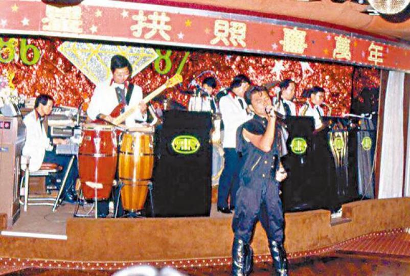 艾威 艾威