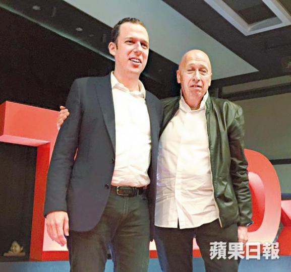 ■盛智文及其兒子盛凱。