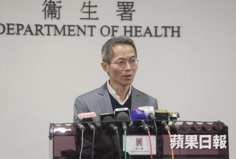 ■衞生防護中心總監黃加慶表示,有逾300間學校報名參與學校外展疫苗接種先導計劃,但早於3月簡介會時已講明設名額限制。資料圖片 ■衞生防護中心總監黃加慶表示,有逾300間學校報名參與學校外展疫苗接種先導計劃,但早於3月簡介會時已講明設名額限制。資料圖片
