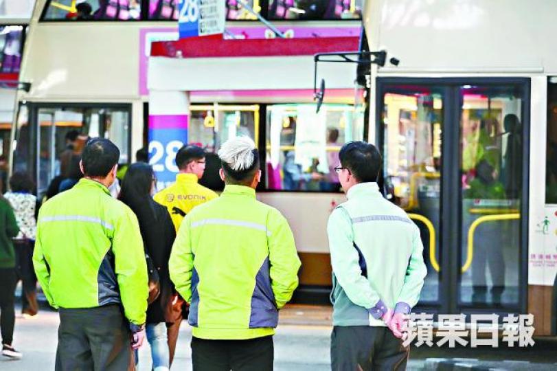 ■九巴薪酬談判陷僵局。 ■九巴薪酬談判陷僵局。
