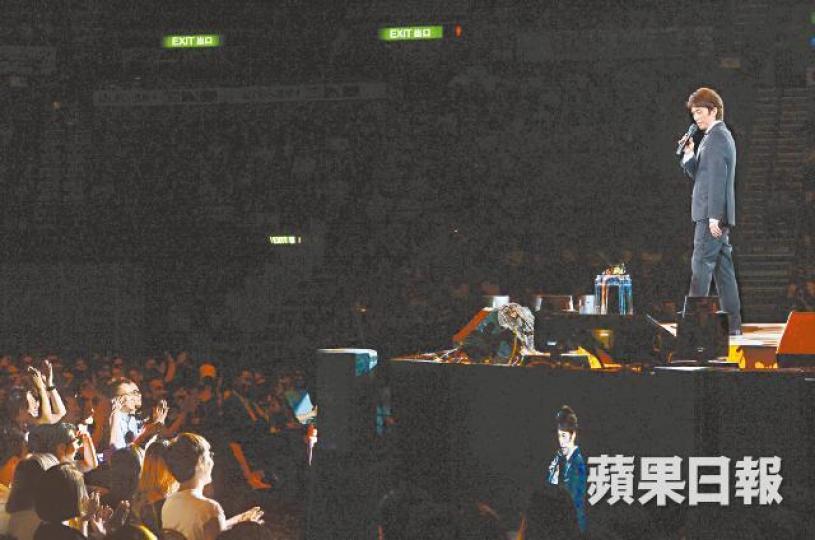 ■黃子華棟篤笑因在紅館表演,門票未受防止炒賣黃牛的法例涵蓋。資料圖片 ■黃子華棟篤笑因在紅館表演,門票未受防止炒賣黃牛的法例涵蓋。資料圖片