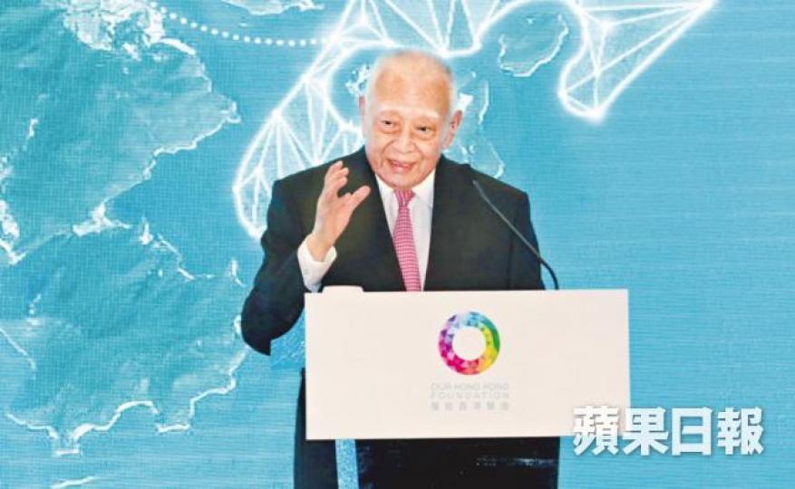 ■董建華昨天於團結香港基金午宴上表示,希望民主派與建制派及政府減少對抗,增加合作。黃耀興攝 ■董建華昨天於團結香港基金午宴上表示,希望民主派與建制派及政府減少對抗,增加合作。黃耀興攝